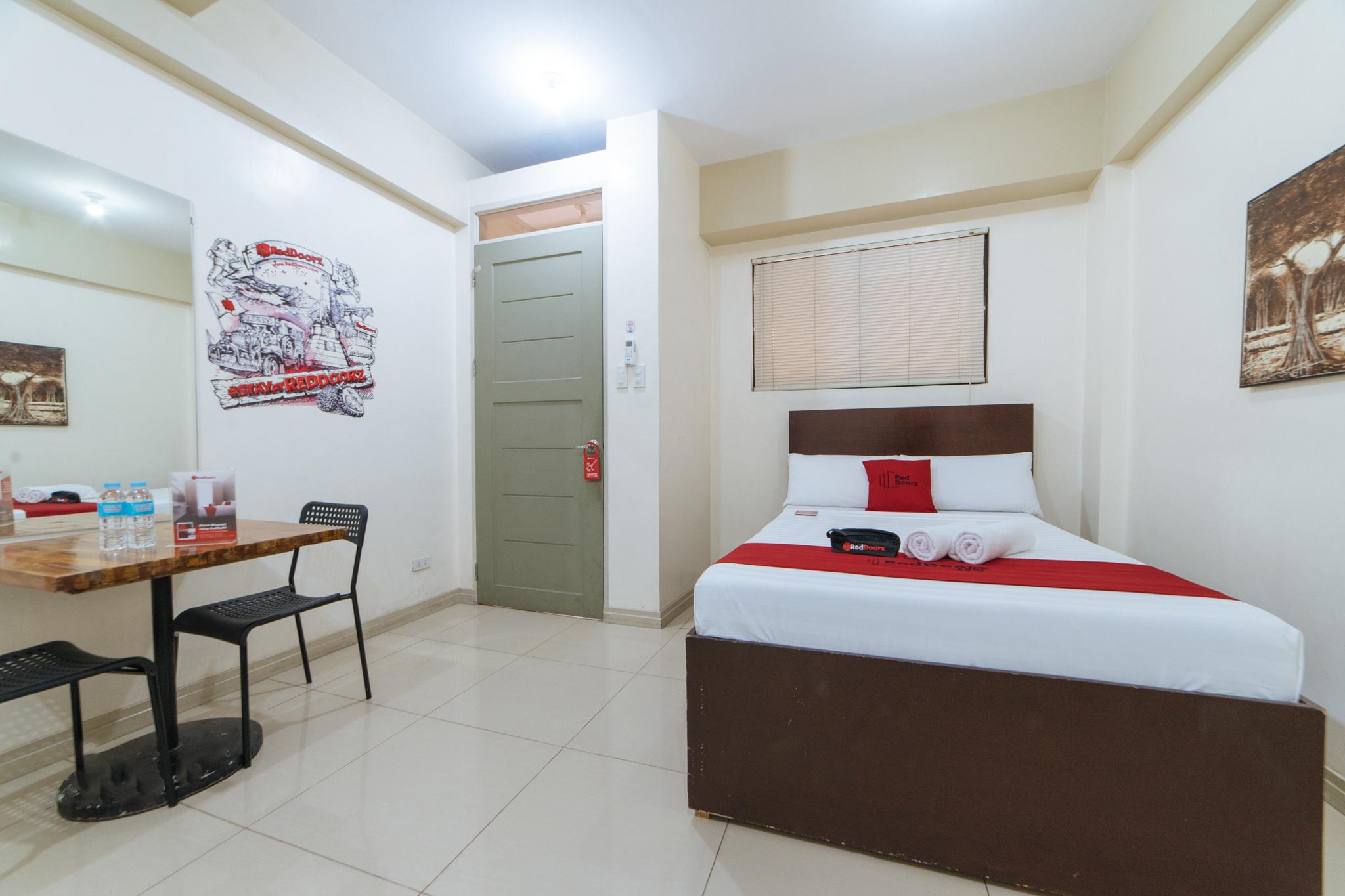 Reddoorz Near Pasay Taft Hotel Ngoại thất bức ảnh